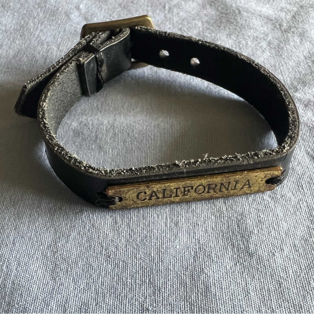 Black Leather Bracelet with California Plate